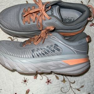 Hoka 6.5 tennis shoes